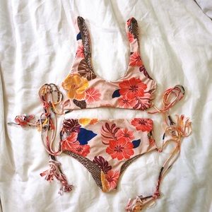 Acacia Retro Paradise Hunter Top and Murray Bottom